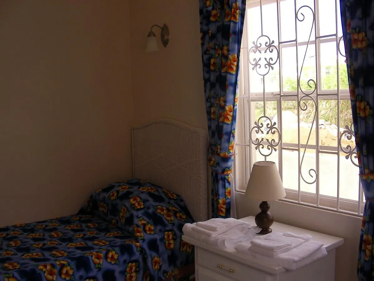 Plover Court Apartments Christ Church
