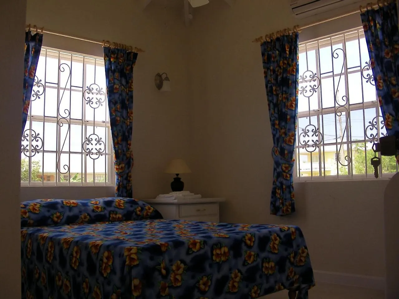 Plover Court Apartments Christ Church